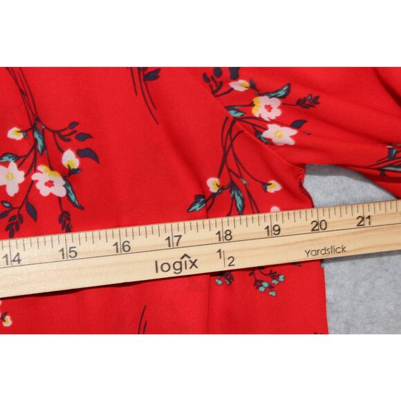 Sienna Sky Womens Blouse Large Red Floral Cold Shoulder Short Sleeve - Picture 4 of 7